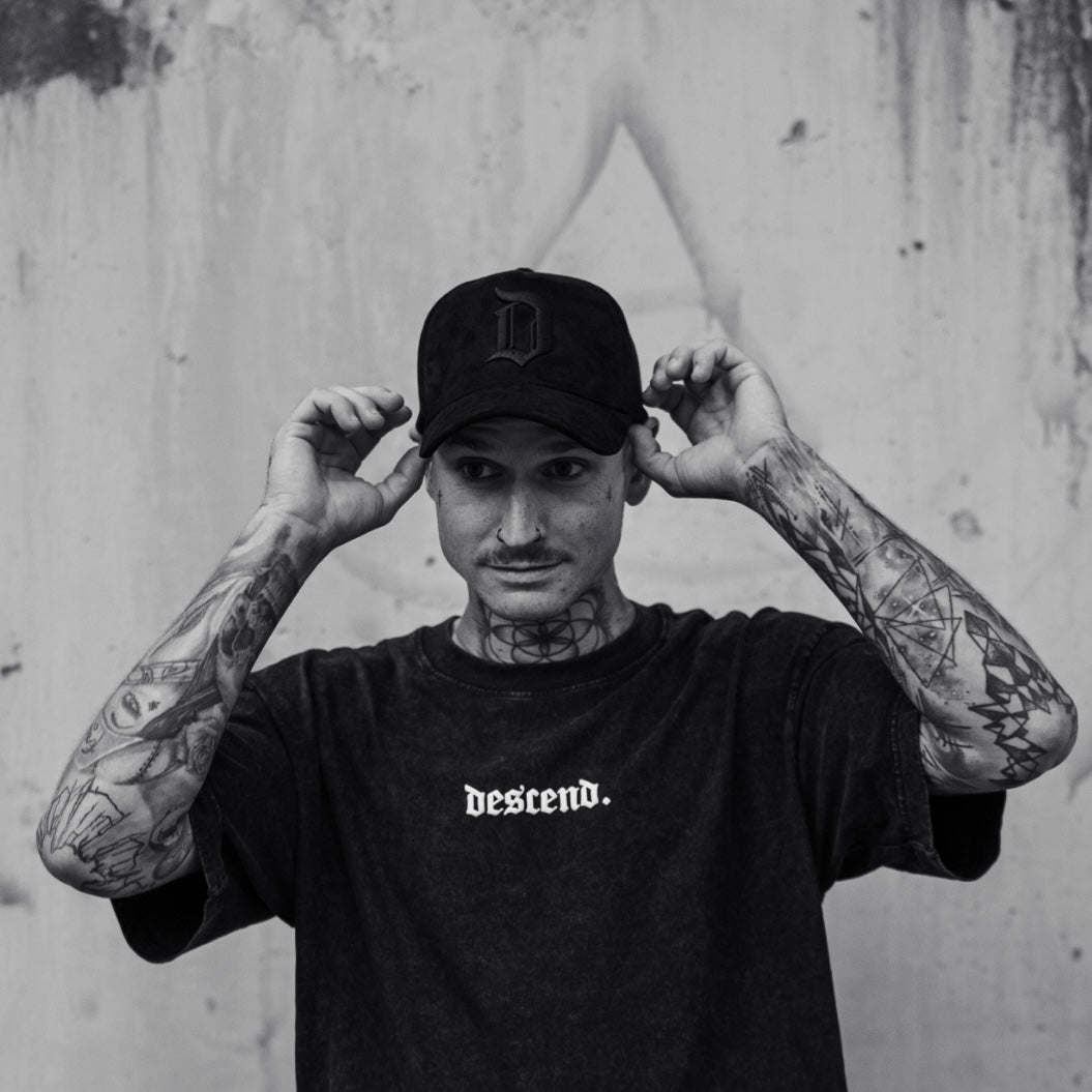 𝖉𝖊𝖘𝖈𝖊𝖓𝖉 | stealthcap